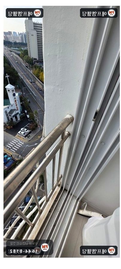 베란다 난간 기둥보수 앵커 빠짐 패스너 덧대 보강 용접